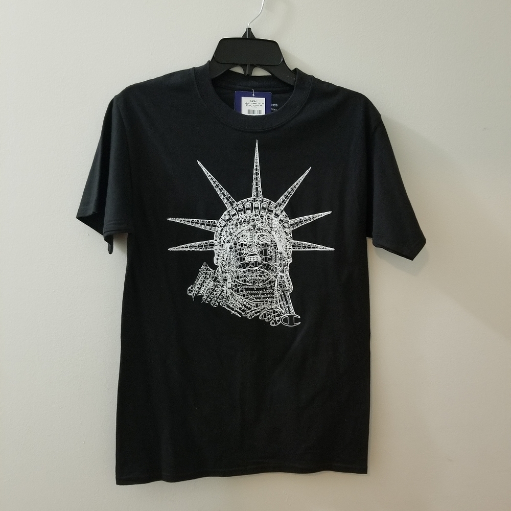 NWT Champion NYC graphic tee